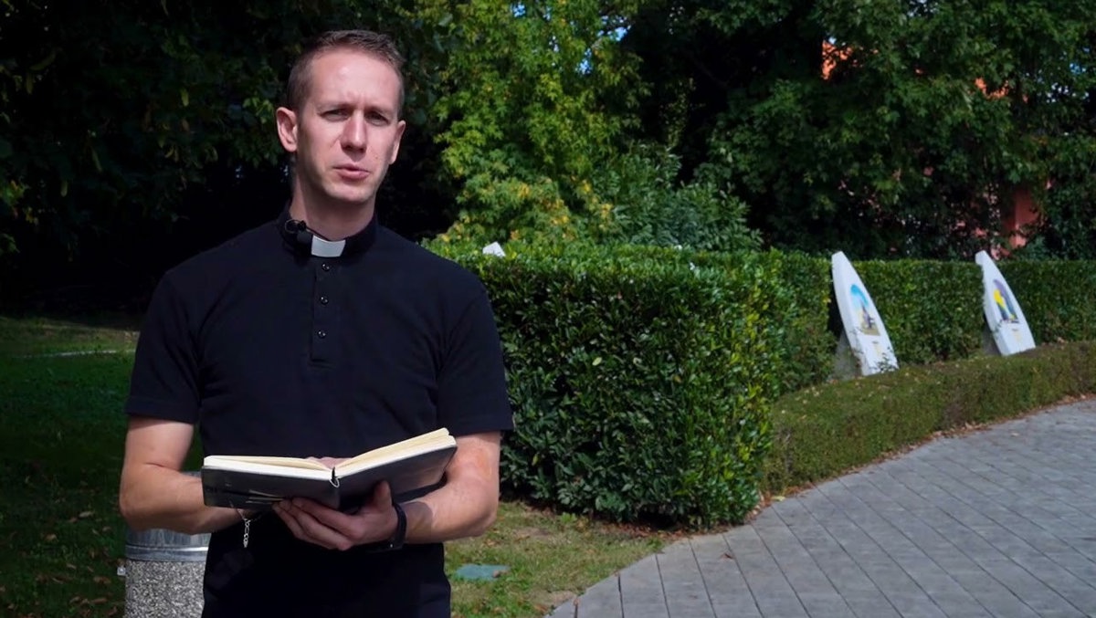 vlč. Dario Levanić - Vrati se u Isusovu školu | Evanđelje dana (Lk 10, 38 -42)